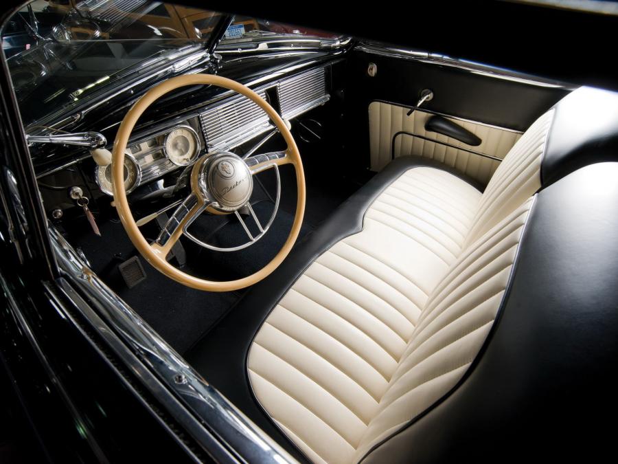  Packard Super Eight Victoria Convertible 1948 года  (фото 14 из 19)